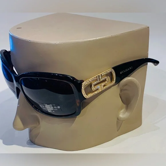 New BVLGARI Sunglasses - Picture 5 of 16